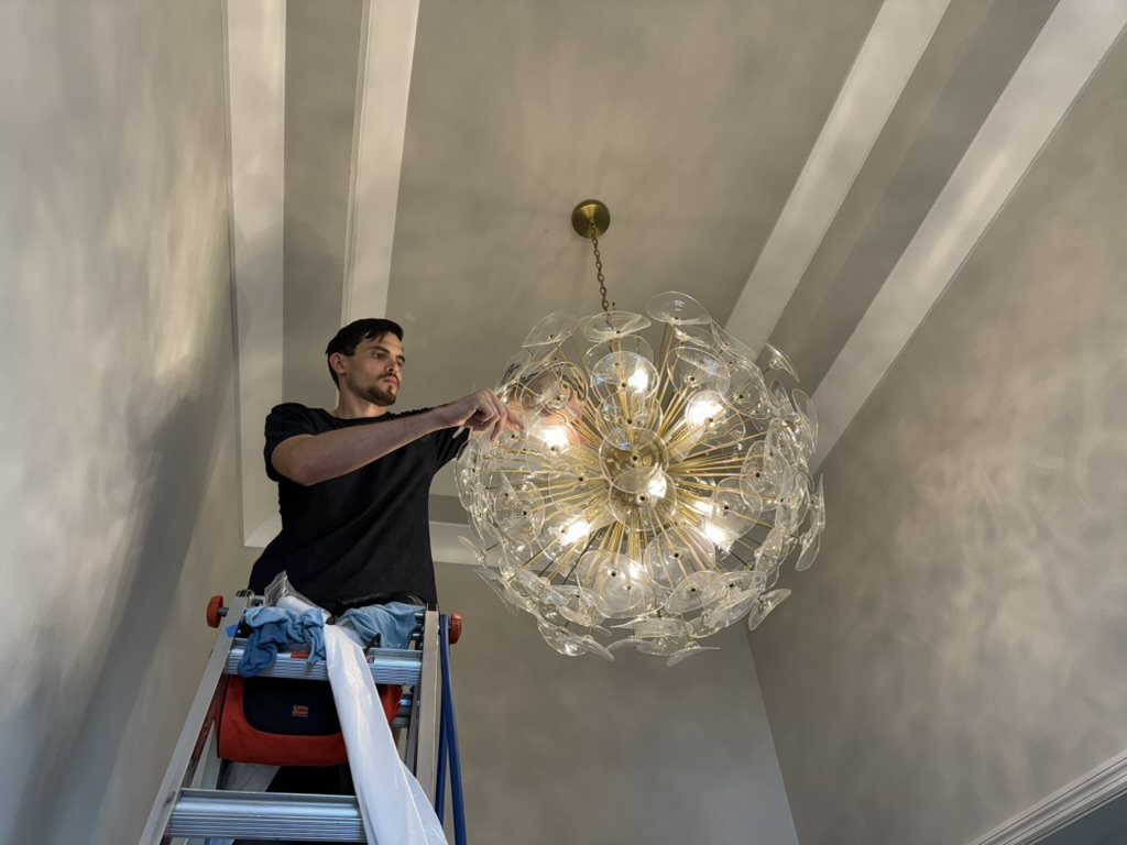 Cleaning a gold sputnik glass fixture